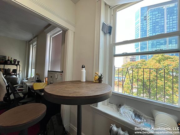 4th image of 235 Park Dr #45