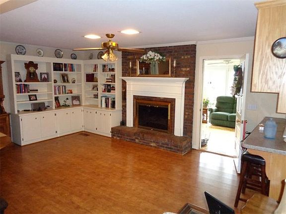 3rd image of 3714 Turkwood Dr