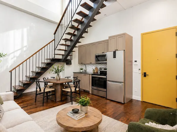 60-80 Myrtle Avenue image 1 of 4