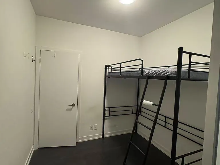 297 College St #1221 — Photo 7