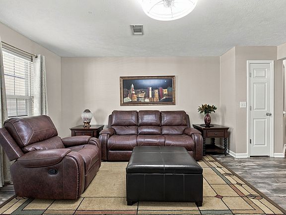 5th image of 2024 Shaylin Loop