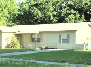 4425 Dolphin Dr, Tampa, FL 33617