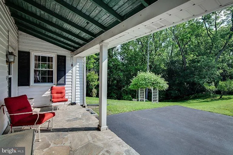 3832 Old Columbia Pike — Photo 3