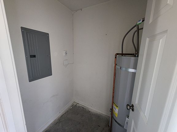 5th image of 337 Energy Dr