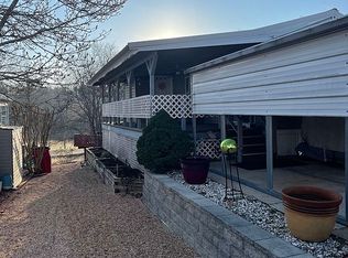 102 Woods Ct, Branson, MO 65616