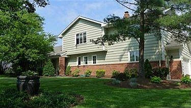 1st image of 28249 Fairmount Blvd