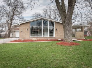 575 8th St, Chicago Heights, IL 60411