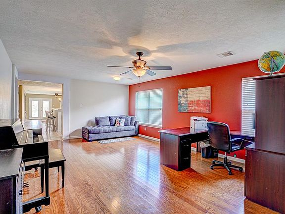 4th image of 16310 Morgan Willow Ln