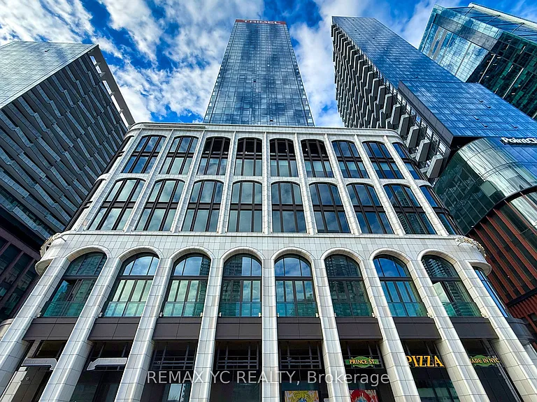 470 Front St W #1612 — Photo 32