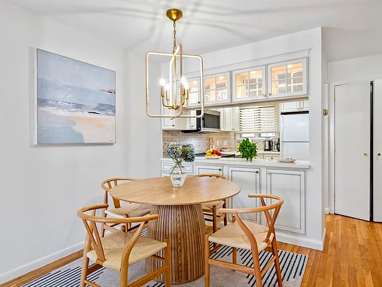 2 Brackett Pl #B — Photo 9