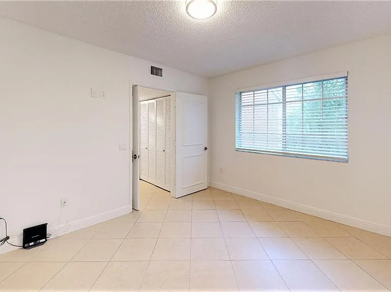 1210 Wildwood Lakes Blvd #306 — Photo 12