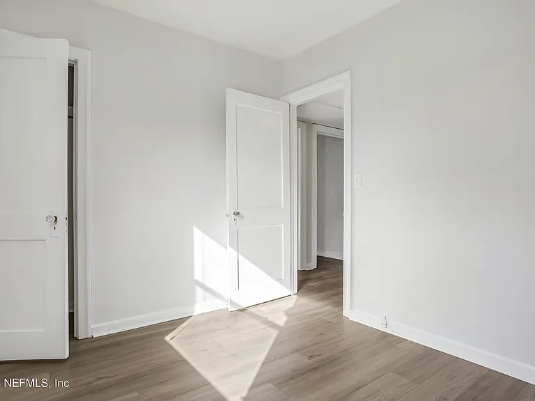 3339 Sylvia St — Photo 18