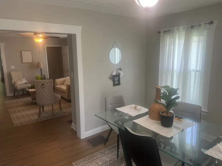 1509 Lincoln Ave — Photo 6