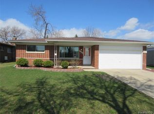34575 Mac Donald Dr, Sterling Heights, MI 48310