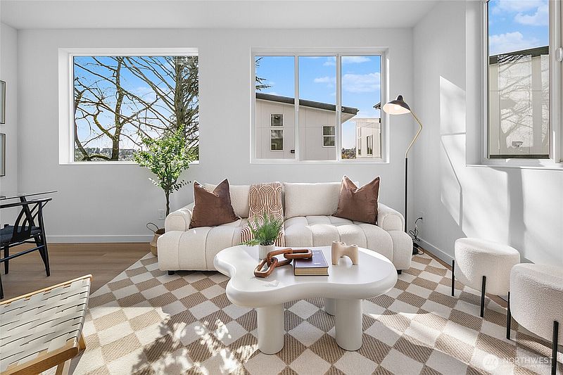 2nd image of 1804 28th Avenue S