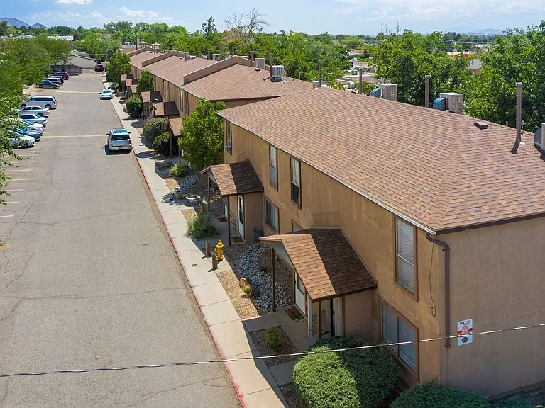 Spacious 2-Bedroom Townhomes — Photo 13