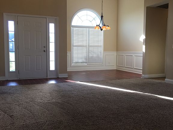 2nd image of 304 Boothill Ct