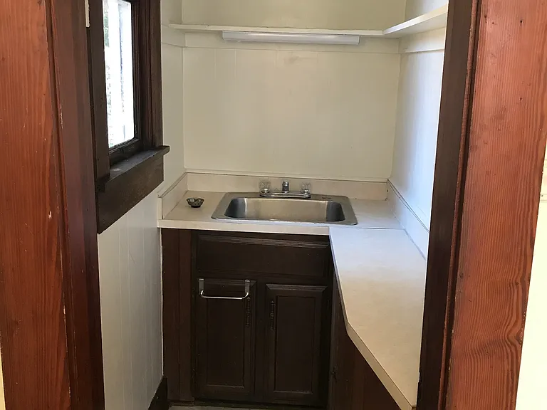 342 S Madison St — Photo 8