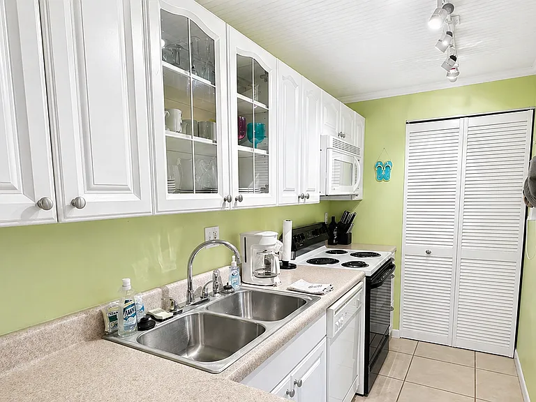88500 Overseas Hwy #426 — Photo 5
