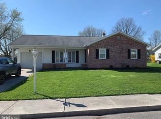 217 Ewell Ave, Gettysburg, PA 17325