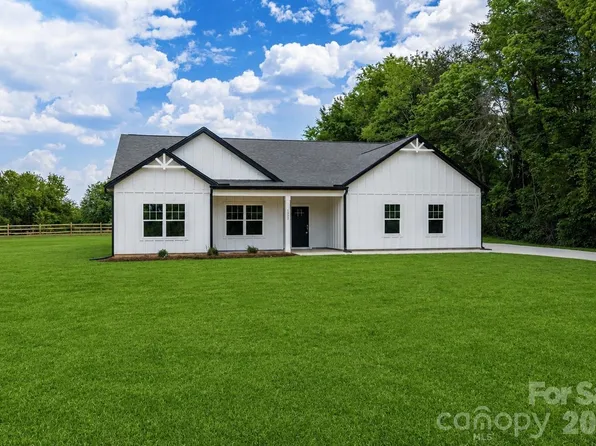 1355 Zeb Haynes Rd, Maiden, NC 28650