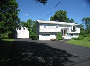 147 Dusinberre Rd, Gardiner, NY 12525