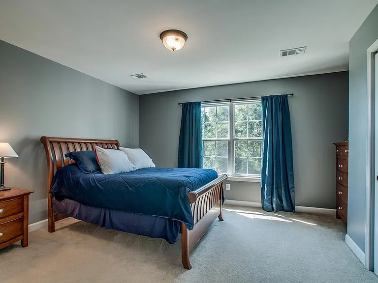 1110 Waverly Pl — Photo 12