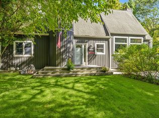 107 Spinney Rd, East Quogue, NY 11942