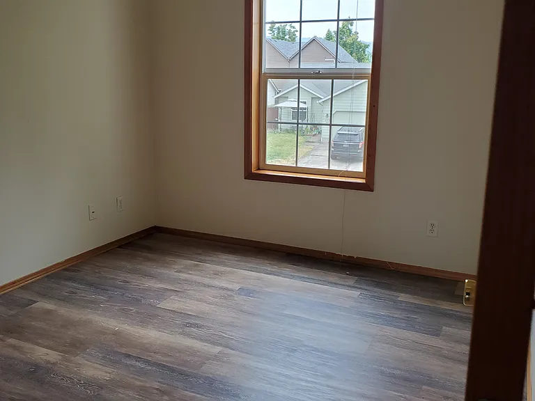 4131 Forsythia St — Photo 12