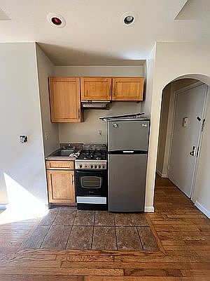 1st image of 141 W 139th St #C23