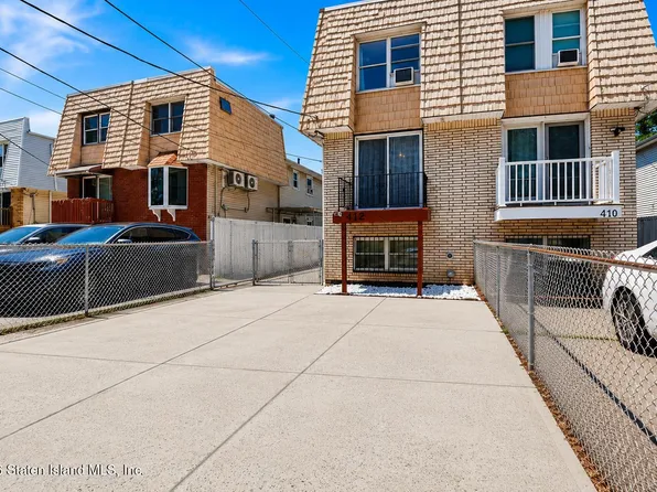 412 Willow Rd W, Staten Island, NY 10314
