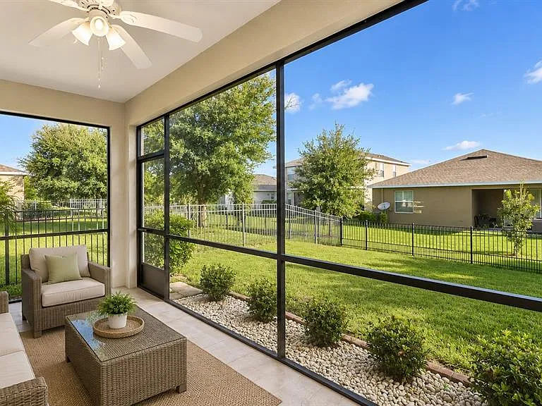 5230 Cortland Dr — Photo 17