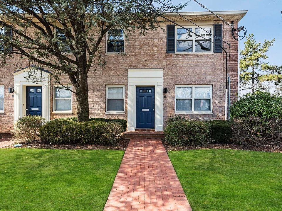 1st image of 2 S Forest Ave #2B