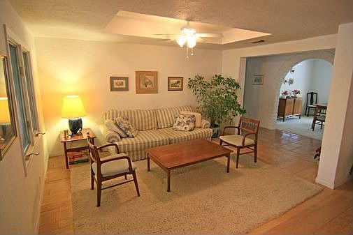 3rd image of 2424 Vista Dr