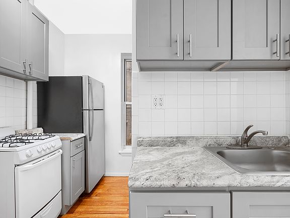 5th image of 76 E 7th St APT 1
