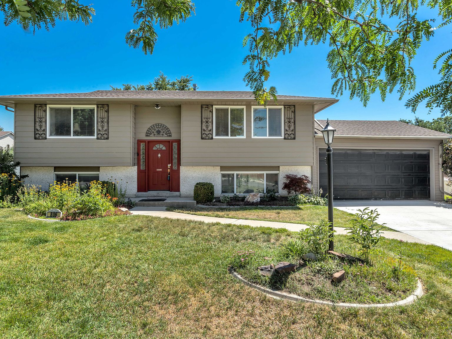 806 E Lafayette St, Sandy, UT 84094 MLS 1889114 Zillow
