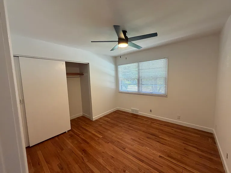 7518 Spring St — Photo 10