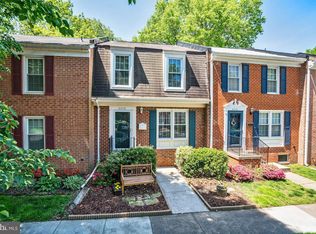 2358 Horseferry Ct, Reston, VA 20191