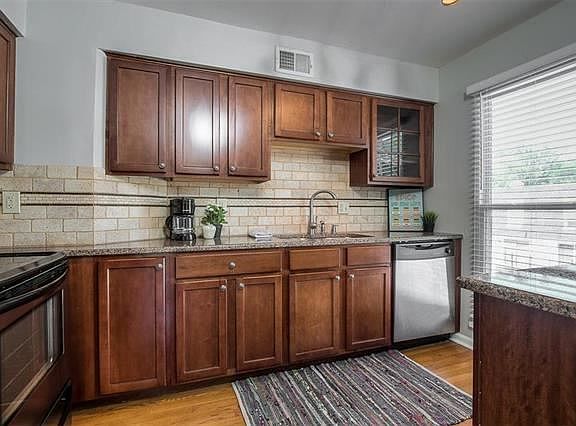 5th image of 4430 Jarboe St APT 4