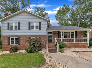 1640 Glengarry Dr, Cary, NC 27511