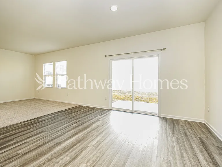 1058 Large Poppy Dr — Photo 7
