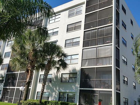 2nd image of 1328 Pasadena Ave S APT 401