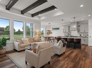 12585 Masters Ln, Lindstrom, MN 55045