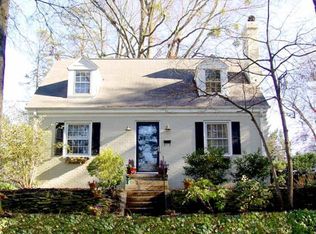 1318 Mordecai Dr, Raleigh, NC 27604