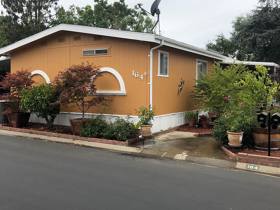 1st image of 2706 W Ashlan Ave Spc 164