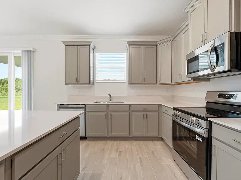 2949 Spanish Cedar Pl — Photo 3
