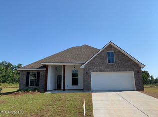 10332 Patrick Dr, Gulfport, MS 39503