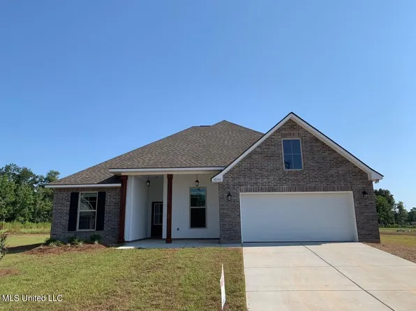 10332 Patrick Dr, Gulfport, MS 39503