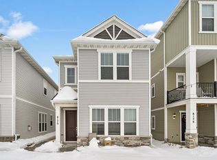 8170 Arrowwood Ln N, Maple Grove, MN 55369