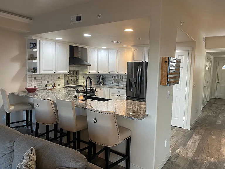 300 Columbia Point Dr #D101 — Photo 17